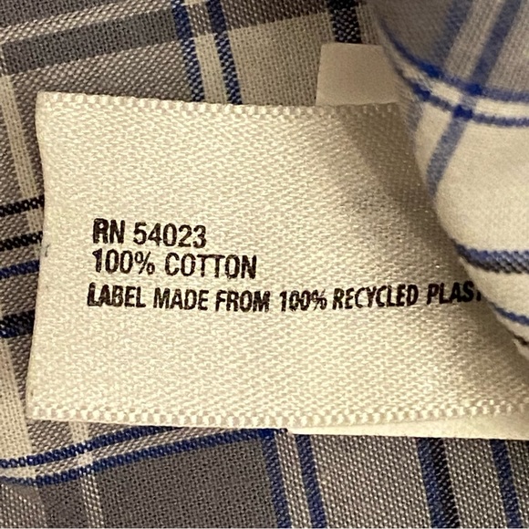 Gap Button down size 3T - Picture 4 of 5